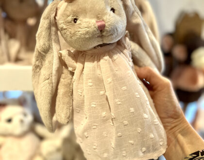 kanin med klänning från bukowski